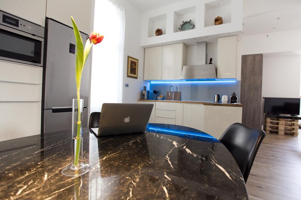Ice Breaker Apartment Budapest Exterior photo